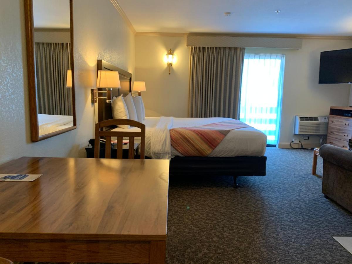 Coachman Inn Oak Harbor Eksteriør bilde